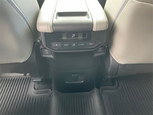 Used 2024 Toyota Grand Highlander XLE image 20