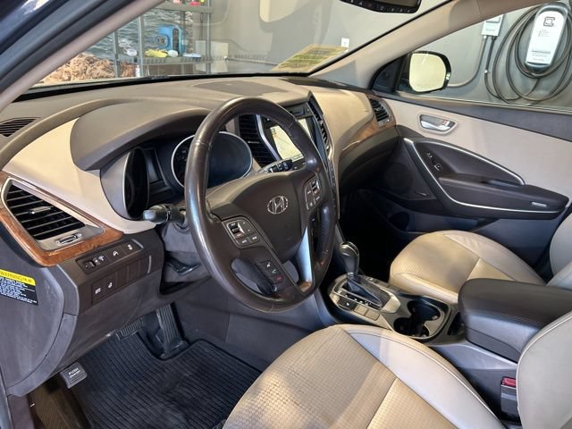 Used 2013 Hyundai Santa Fe GLS FWD image 38