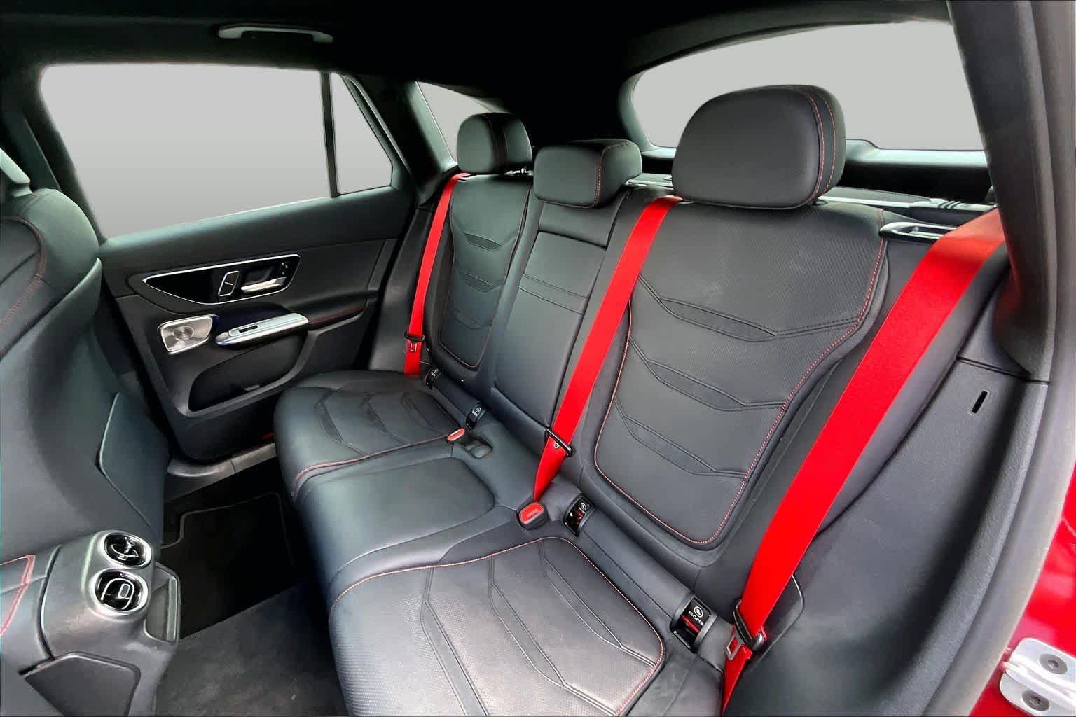 Used 2024 Mercedes-Benz GLC 43 AMG 4MATIC image 21