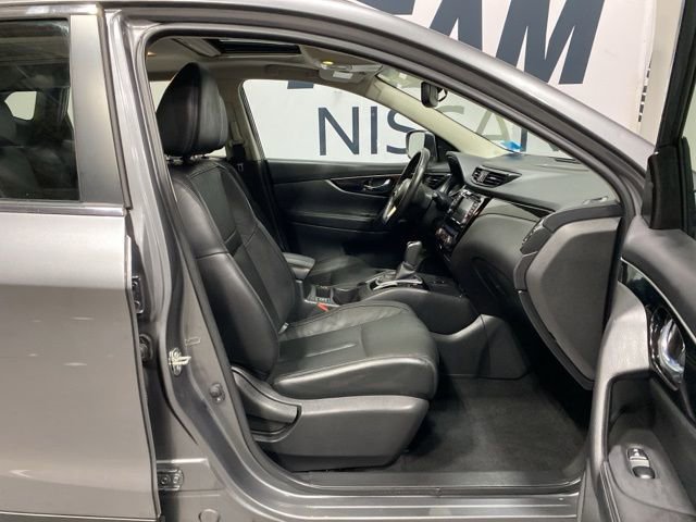 Used 2019 Nissan Rogue Sport SL w/ Premium Package AWD/4WD image 29