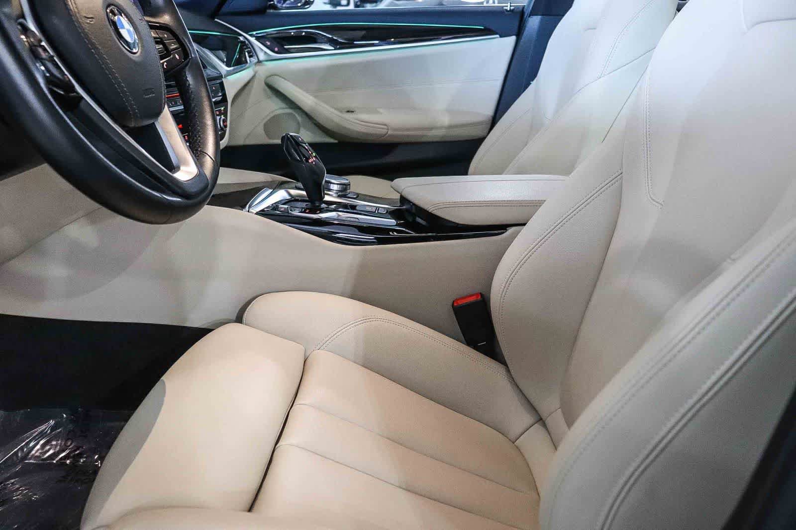 Used 2019 BMW 530e w/ Convenience Package RWD image 18