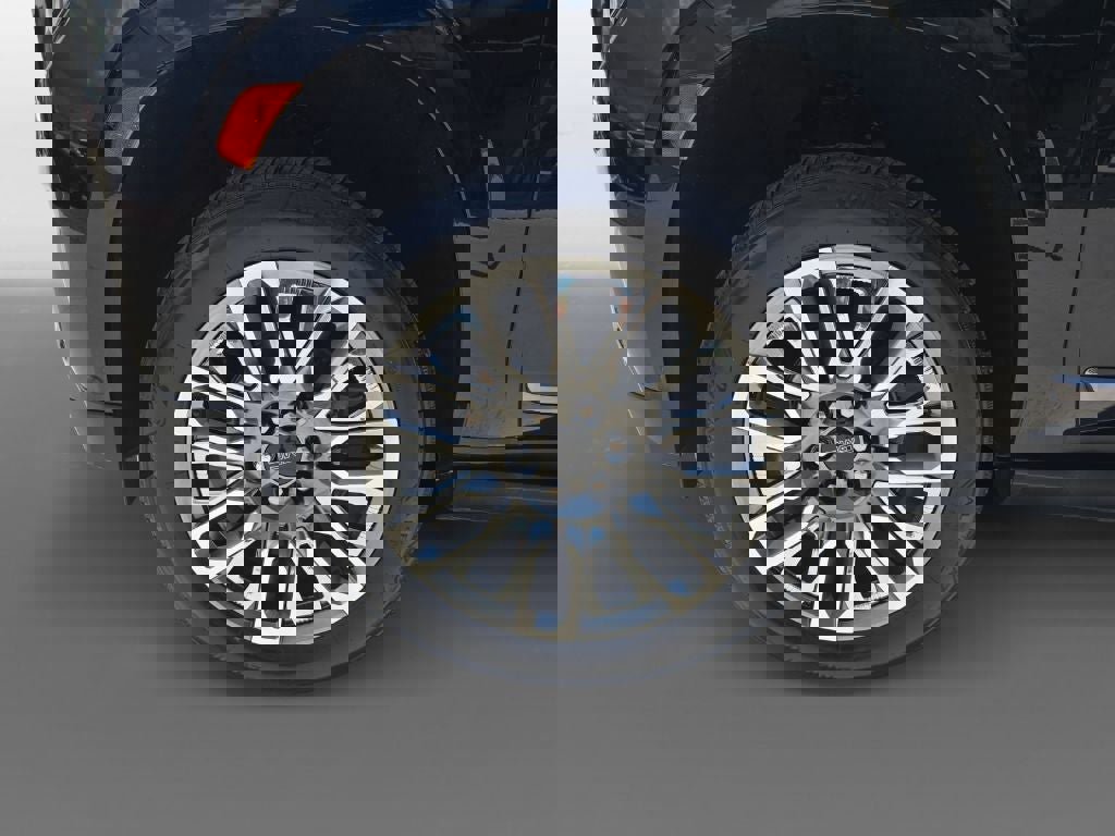 Used 2024 GMC Yukon XL Denali Ultimate image 9