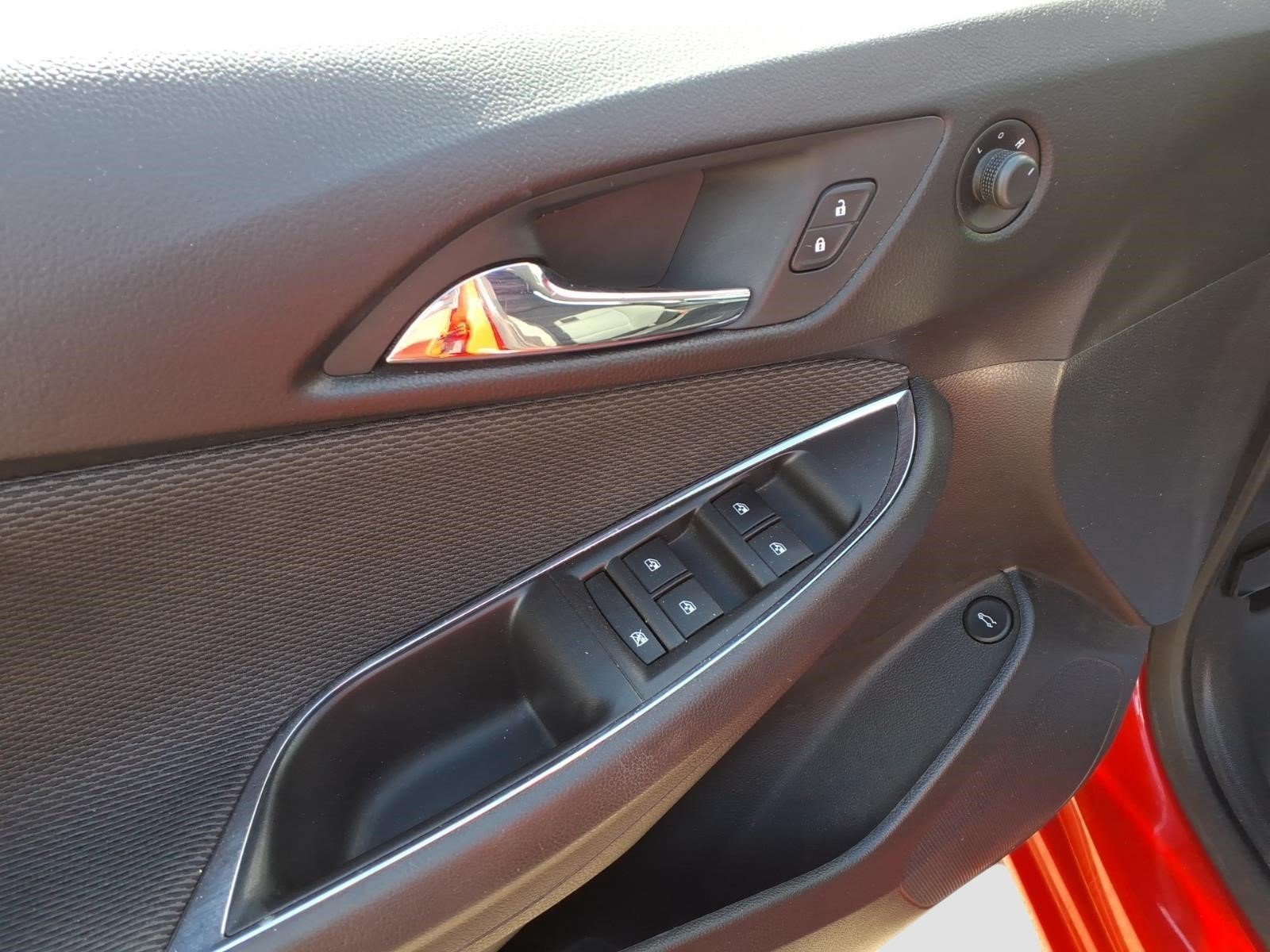 Used 2016 Chevrolet Cruze LS FWD image 13