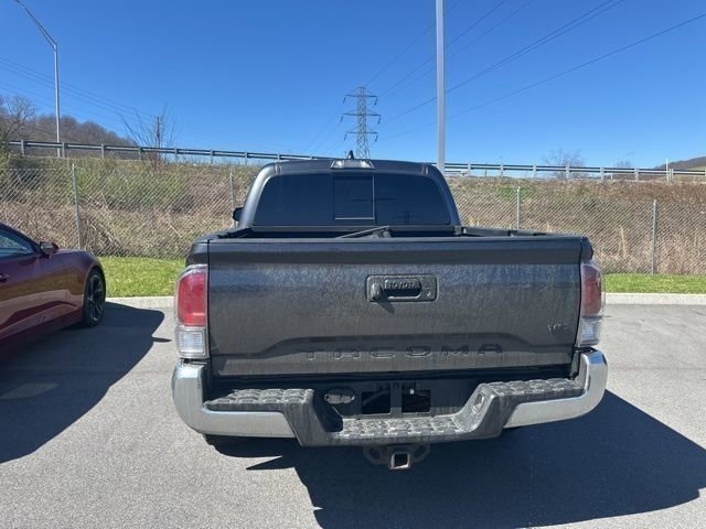 Used 2022 Toyota Tacoma TRD Off-Road w/ Black Out Package (TMS) image 25