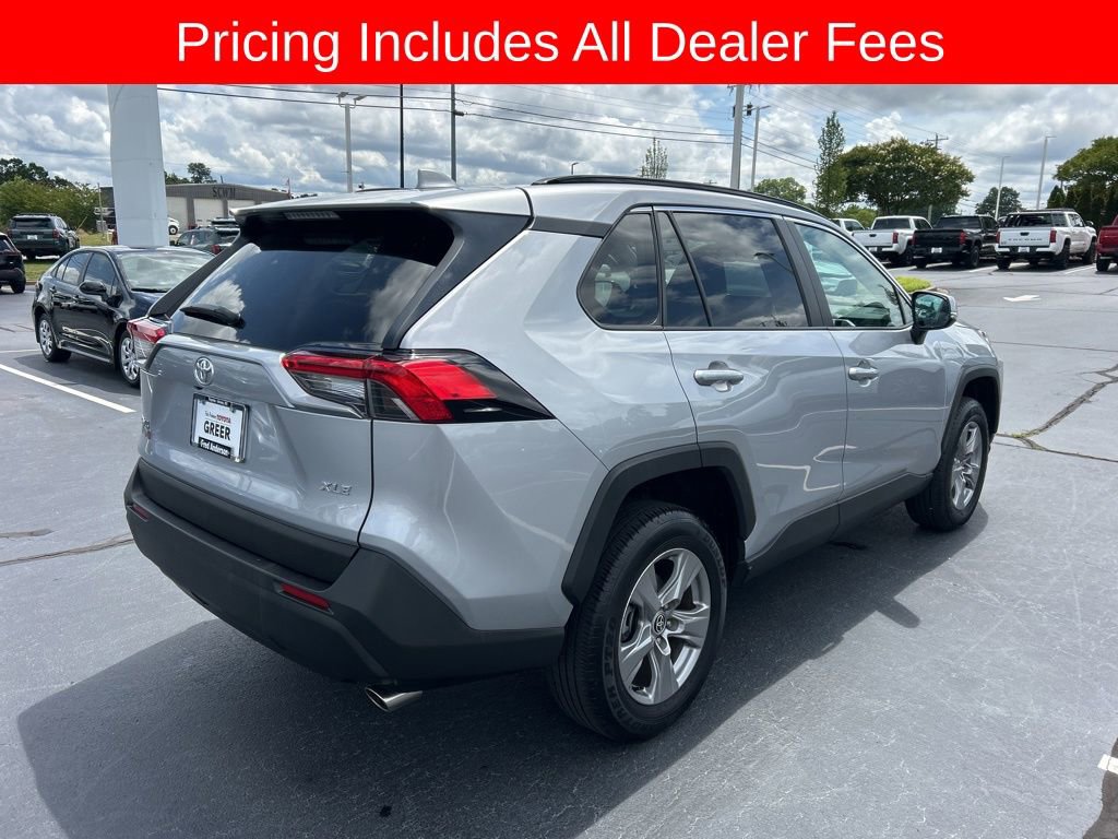 Used 2025 Toyota RAV4 XLE w/ Convenience Package FWD image 20