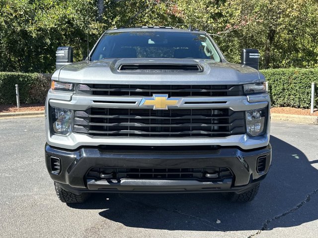 Used 2024 Chevrolet Silverado 2500 Custom w/ Custom Value Package AWD/4WD image 10