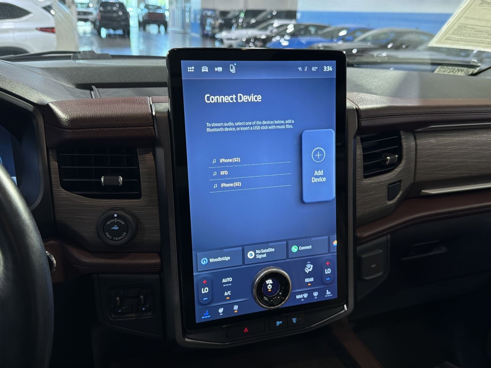 Used 2023 Ford Expedition Max Limited AWD/4WD image 38