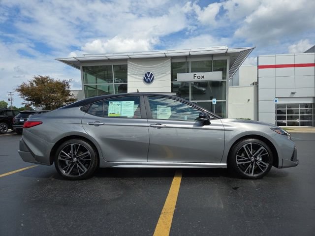 Used 2026 Toyota Camry XSE AWD/4WD image 9