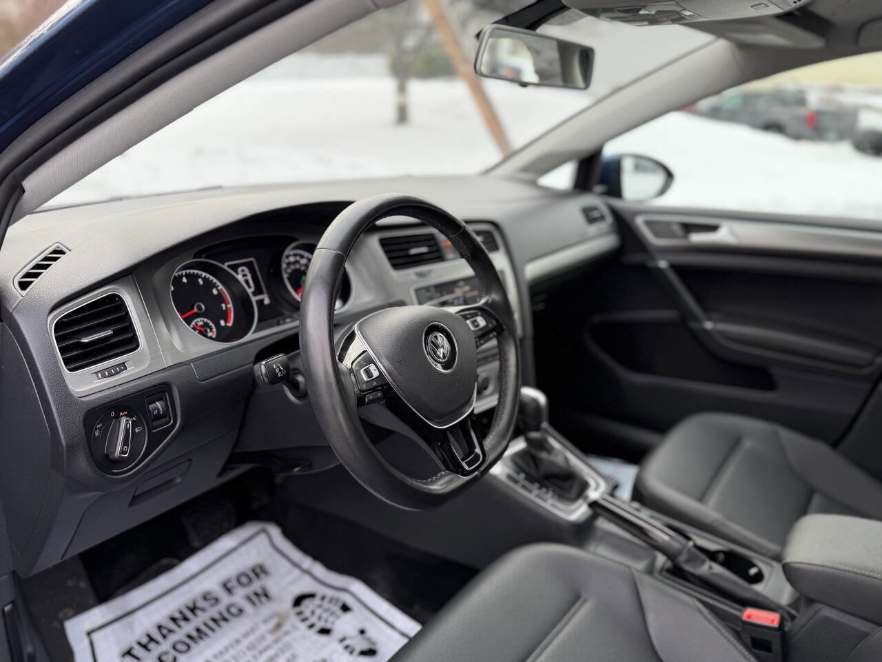 Used 2016 Volkswagen Golf SE image 13