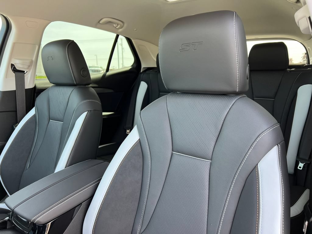 New 2026 Buick Envision Sport Touring AWD/4WD image 11