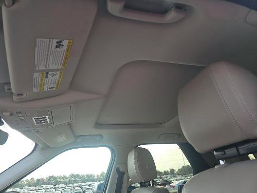 Used 2018 Land Rover Discovery HSE image 5