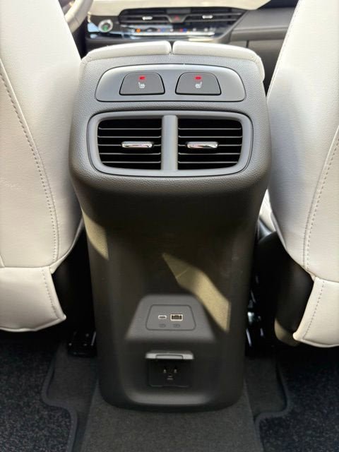 New 2026 Buick Envision Avenir image 18