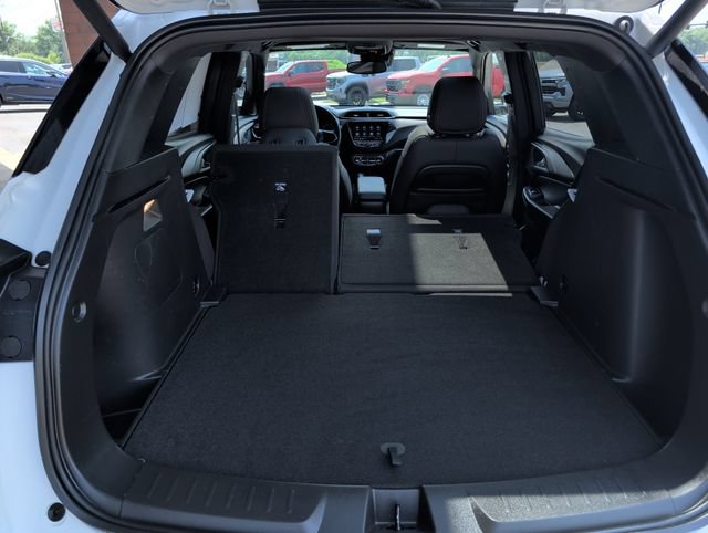 Used 2023 Chevrolet TrailBlazer ACTIV w/ Sun and Liftgate Package FWD image 22