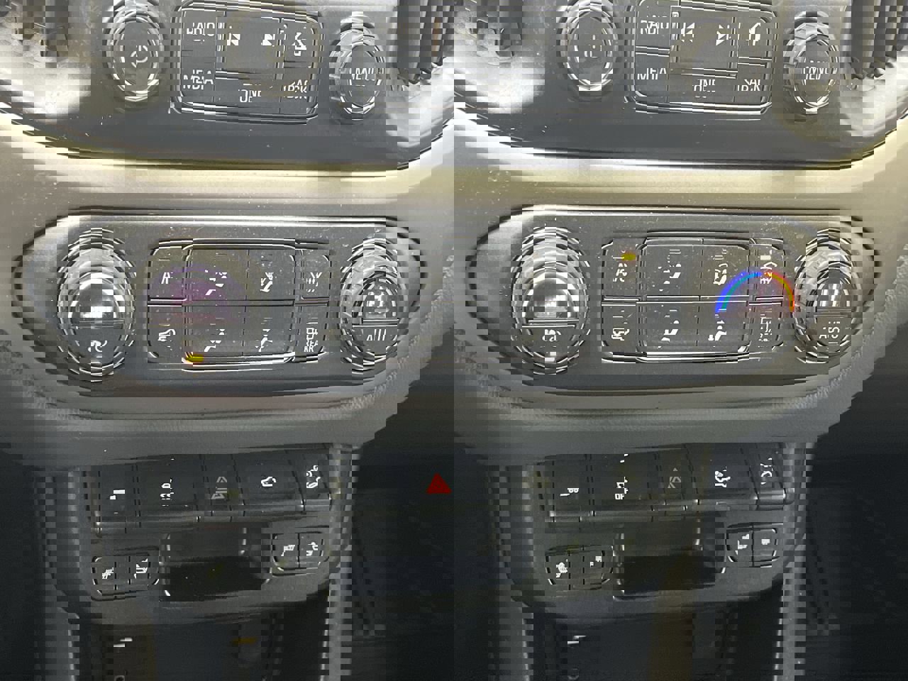 Used 2018 Chevrolet Colorado Z71 image 19