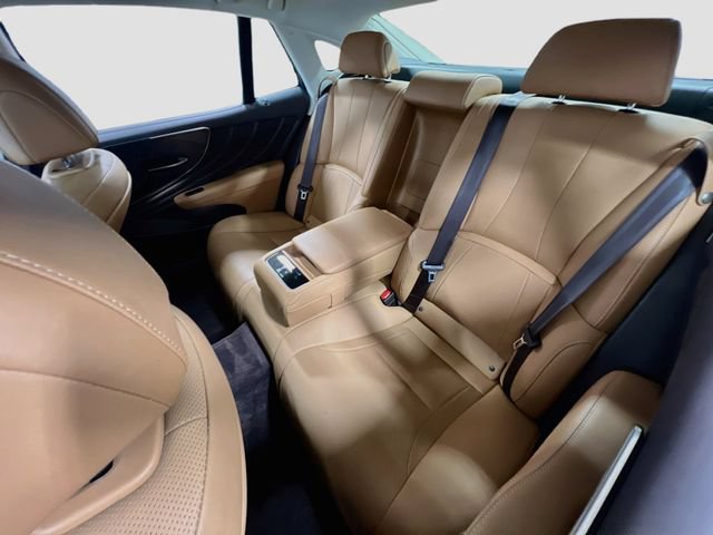 Used 2018 Lexus LS 500 w/ Accessory Package (Z2) RWD image 26