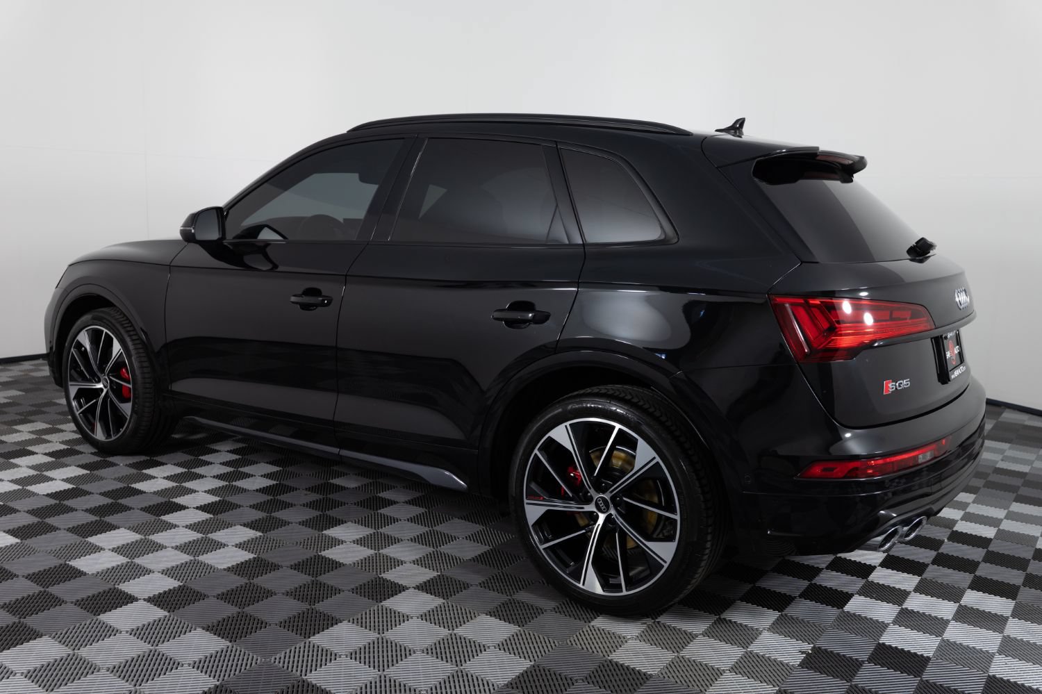 Used 2021 Audi SQ5 Prestige w/ Prestige Package AWD/4WD image 4