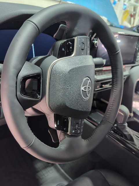 New 2026 Toyota Camry XSE AWD/4WD image 4
