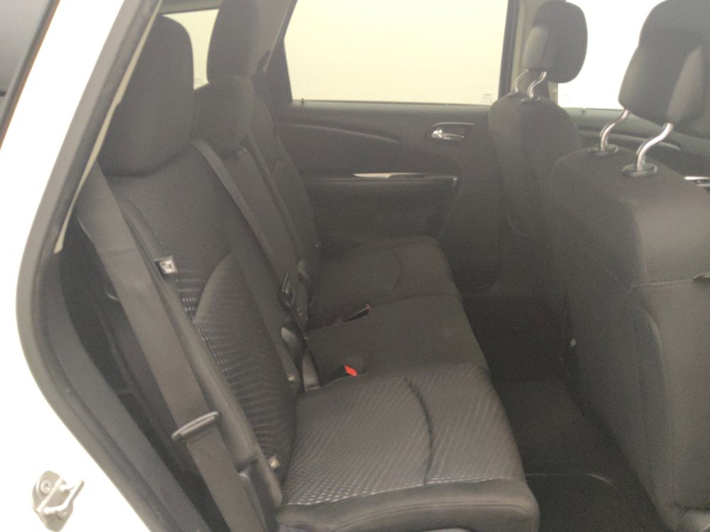 Used 2018 Dodge Journey SE FWD image 19