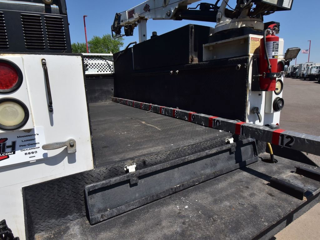 Used 2014 Ford F550 4x4 Regular Cab Super Duty image 48
