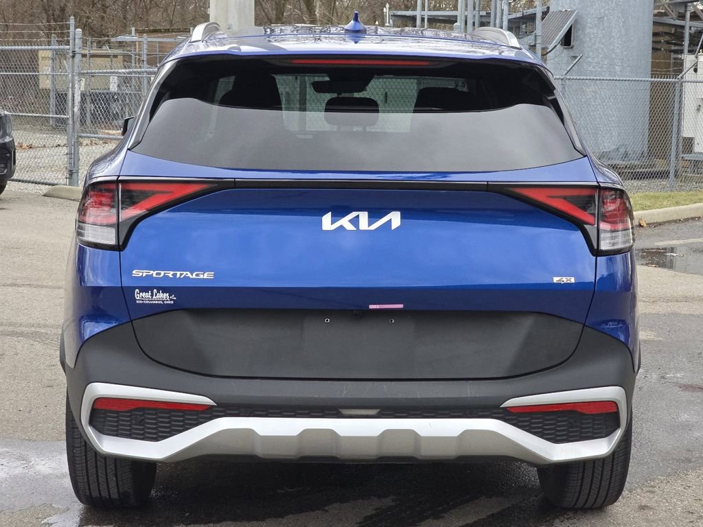 Used 2024 Kia Sportage EX image 16