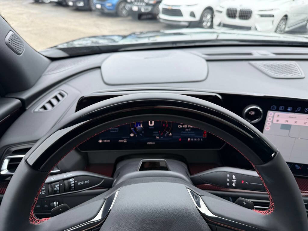 Used 2026 Chevrolet Traverse RS image 26