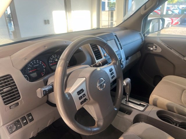 Used 2019 Nissan Frontier SV AWD/4WD image 13