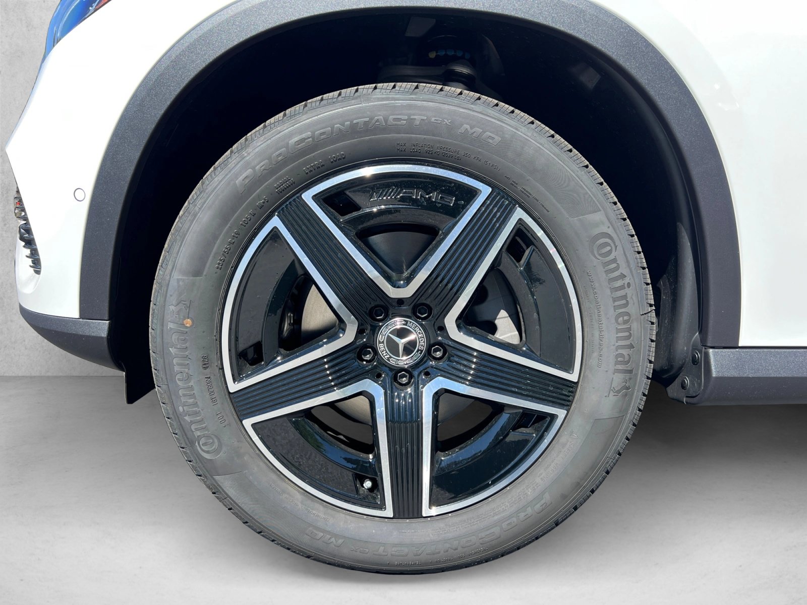 New 2026 Mercedes-Benz GLC 300 4MATIC image 9