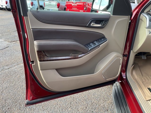 Used 2018 Chevrolet Tahoe LS w/ Enhanced Driver Alert Package image 13