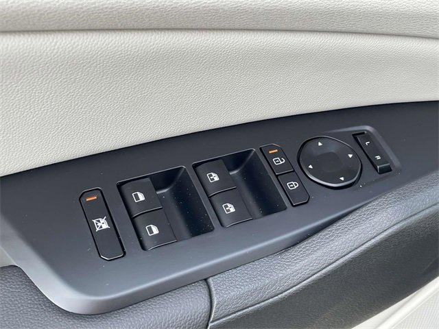 New 2026 Kia Sportage EX w/ EX Panorama Roof Package image 29