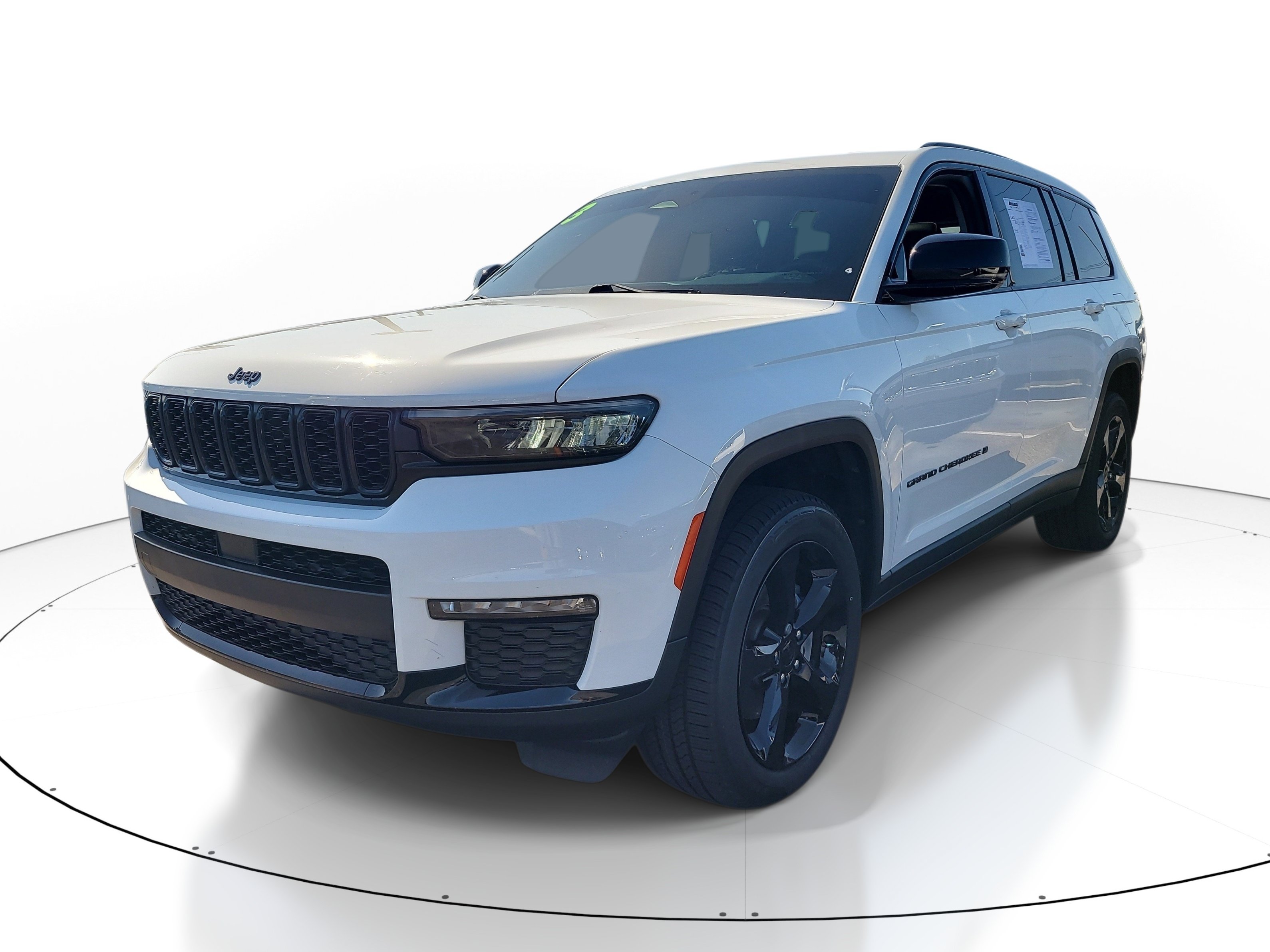 Used 2023 Jeep Grand Cherokee L Limited w/ Black Appearance Package RWD image 3