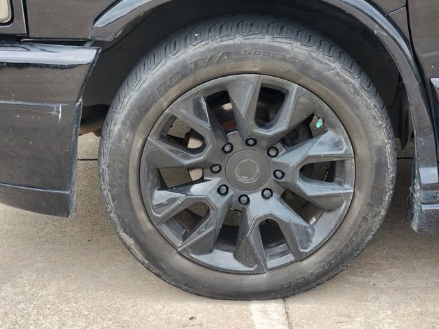 Used 2012 Chevrolet Express 2500 LT image 10