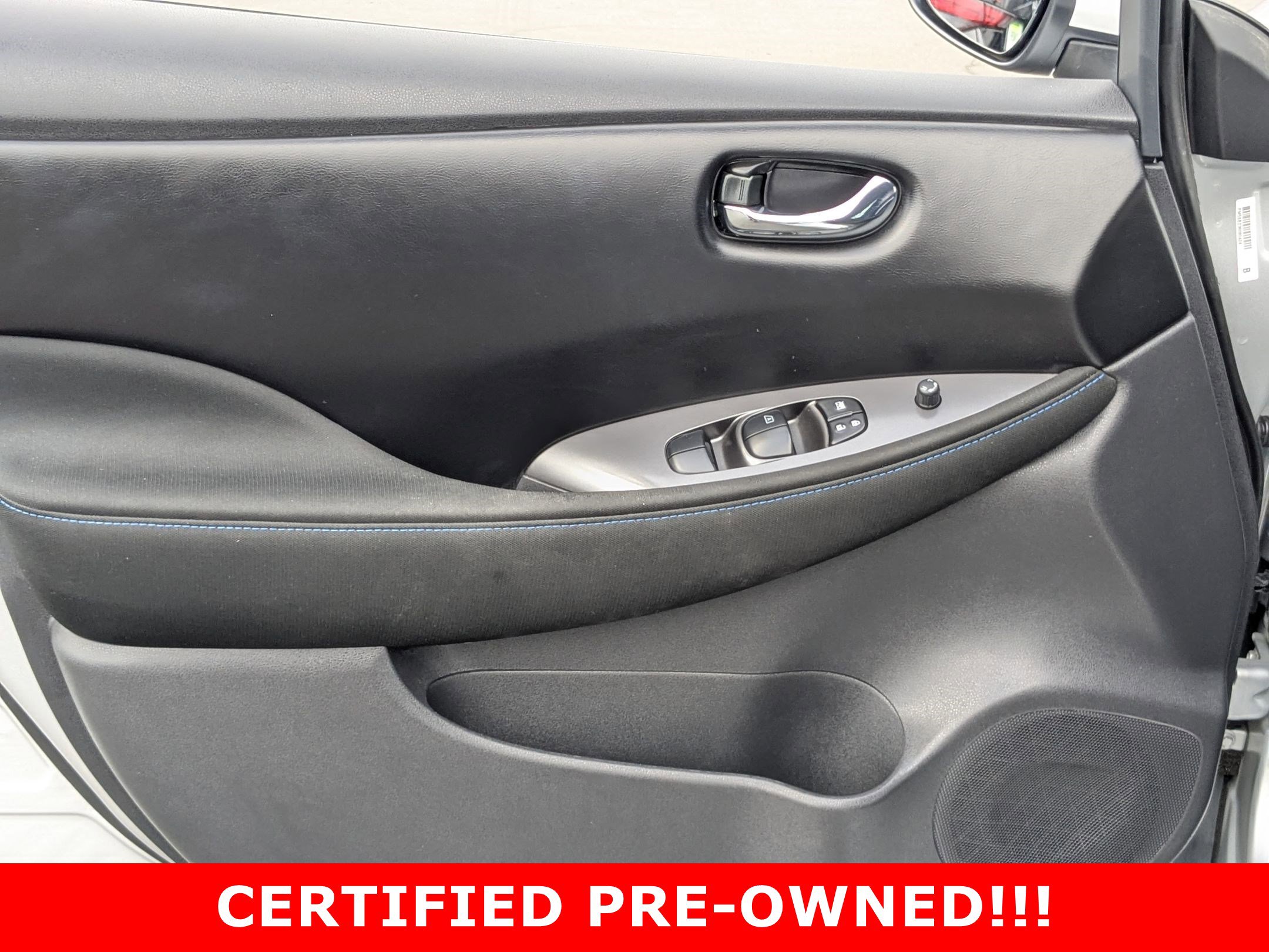Certified 2024 Nissan Leaf S image 11