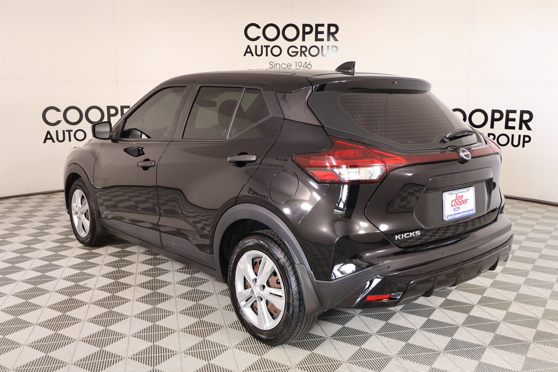 Used 2022 Nissan Kicks S FWD image 21