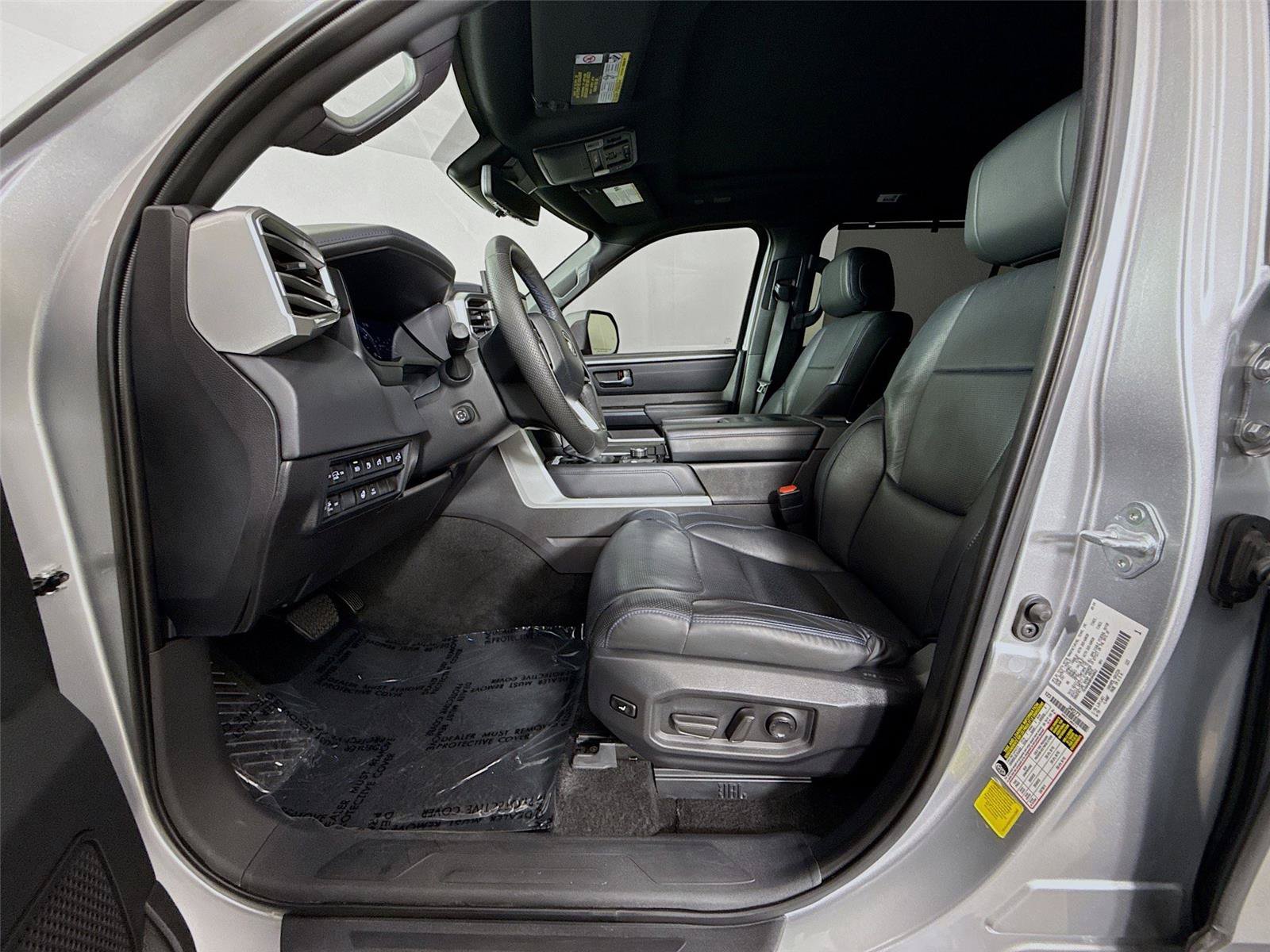 Used 2024 Toyota Sequoia Platinum AWD/4WD image 2
