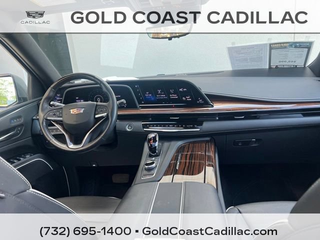 Used 2023 Cadillac Escalade Premium Luxury AWD/4WD image 11