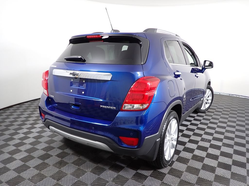 Used 2020 Chevrolet Trax Premier w/ LPO, Protection Package FWD image 20