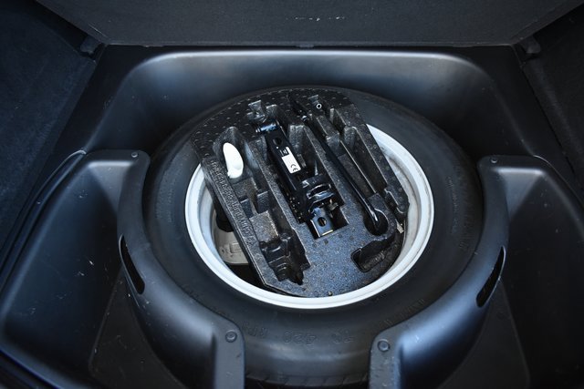 Used 2018 Jeep Grand Cherokee Altitude image 41