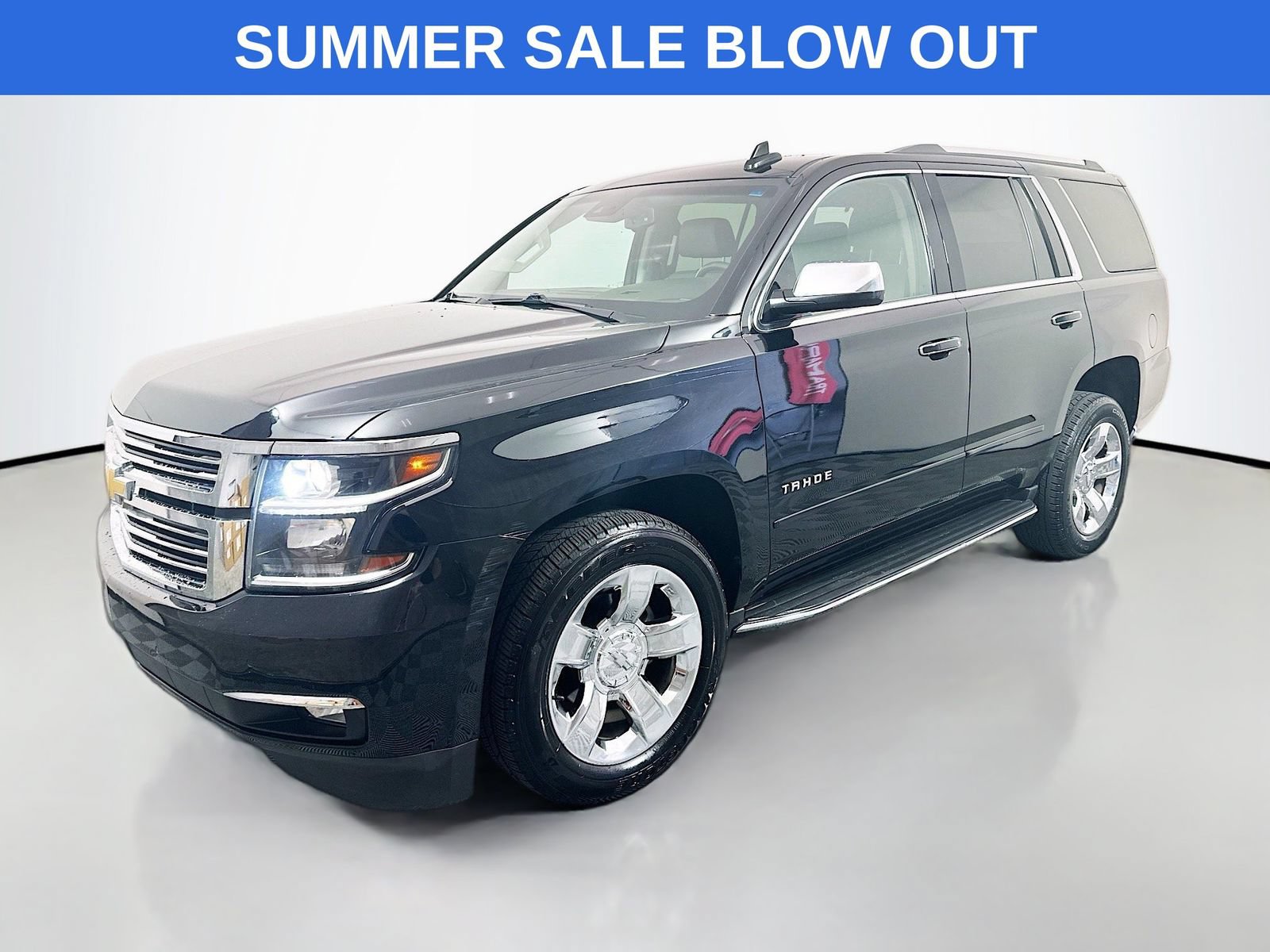 Used 2018 Chevrolet Tahoe Premier AWD/4WD image 3