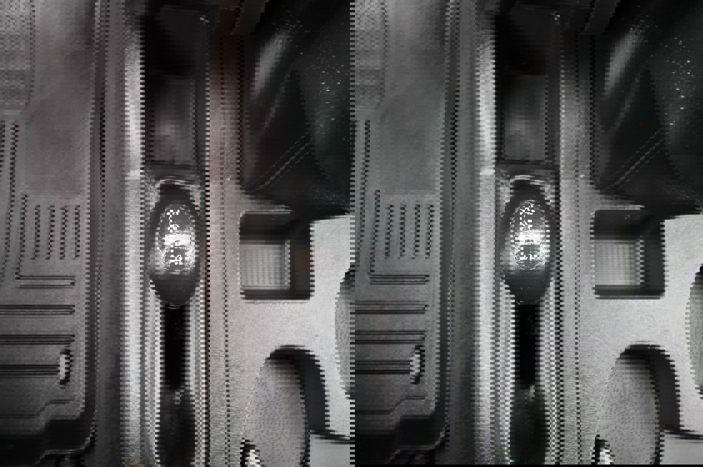 Used 2003 Dodge Ram 2500 Truck SLT image 31