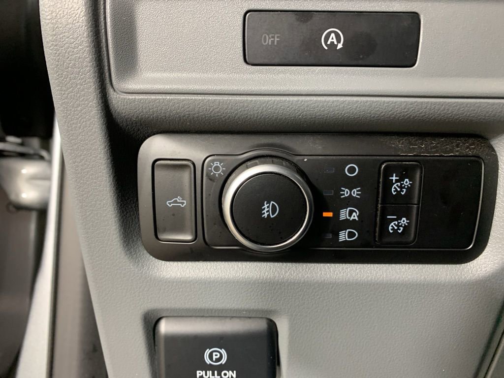 Used 2025 Ford F150 XLT w/ Equipment Group 301A Standard image 17