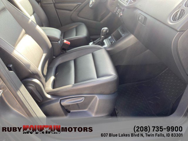 Used 2017 Volkswagen Tiguan S AWD/4WD image 29
