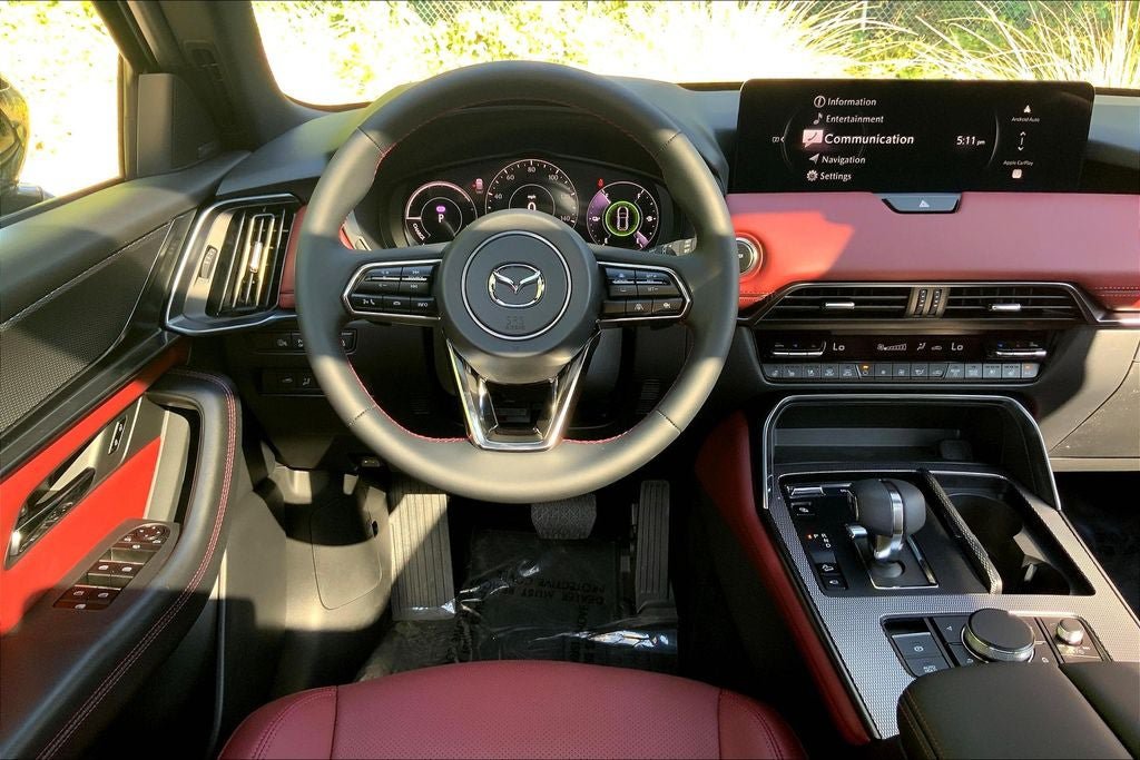New 2025 MAZDA CX-70 Plug-In Hybrid w/ Premium Plus AWD/4WD image 4