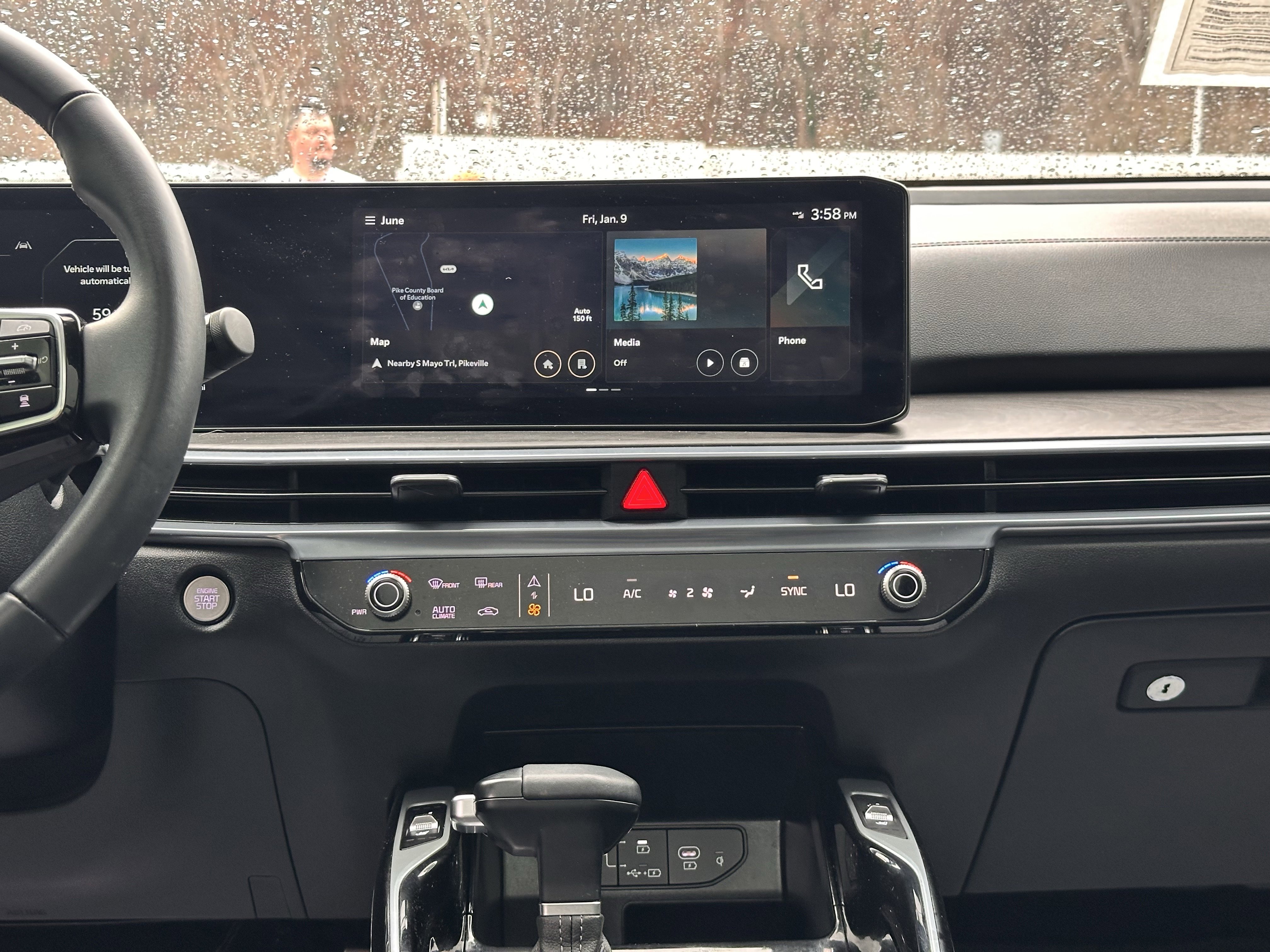 Used 2024 Kia Sorento SX image 14