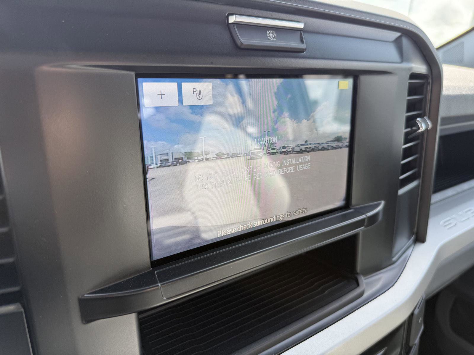 New 2026 Ford F550 4x4 Crew Cab image 14