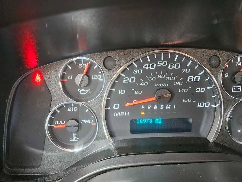 Used 2024 GMC Savana 2500 w/ Driver Convenience Package RWD image 16