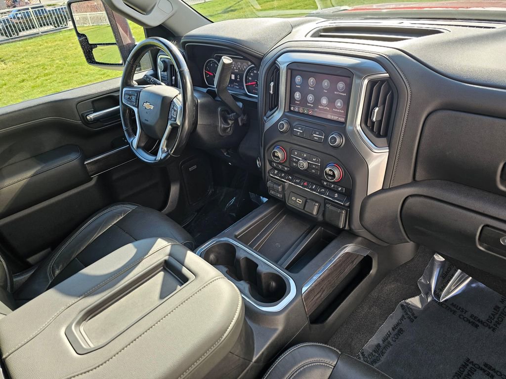 Used 2020 Chevrolet Silverado 2500 LTZ w/ LTZ Premium Package image 10
