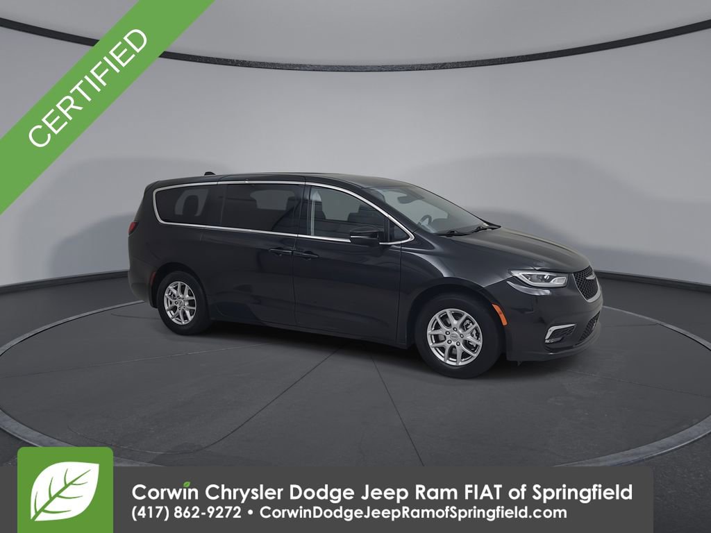 Certified 2023 Chrysler Pacifica Touring-L FWD video 2