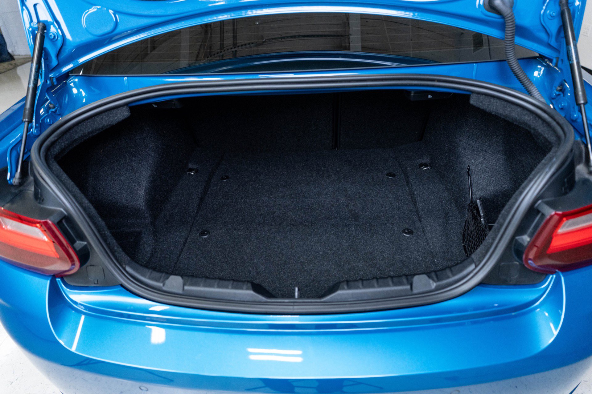 Used 2017 BMW M2 RWD image 15