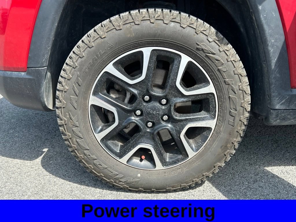 Used 2019 Jeep Compass Trailhawk AWD/4WD image 9