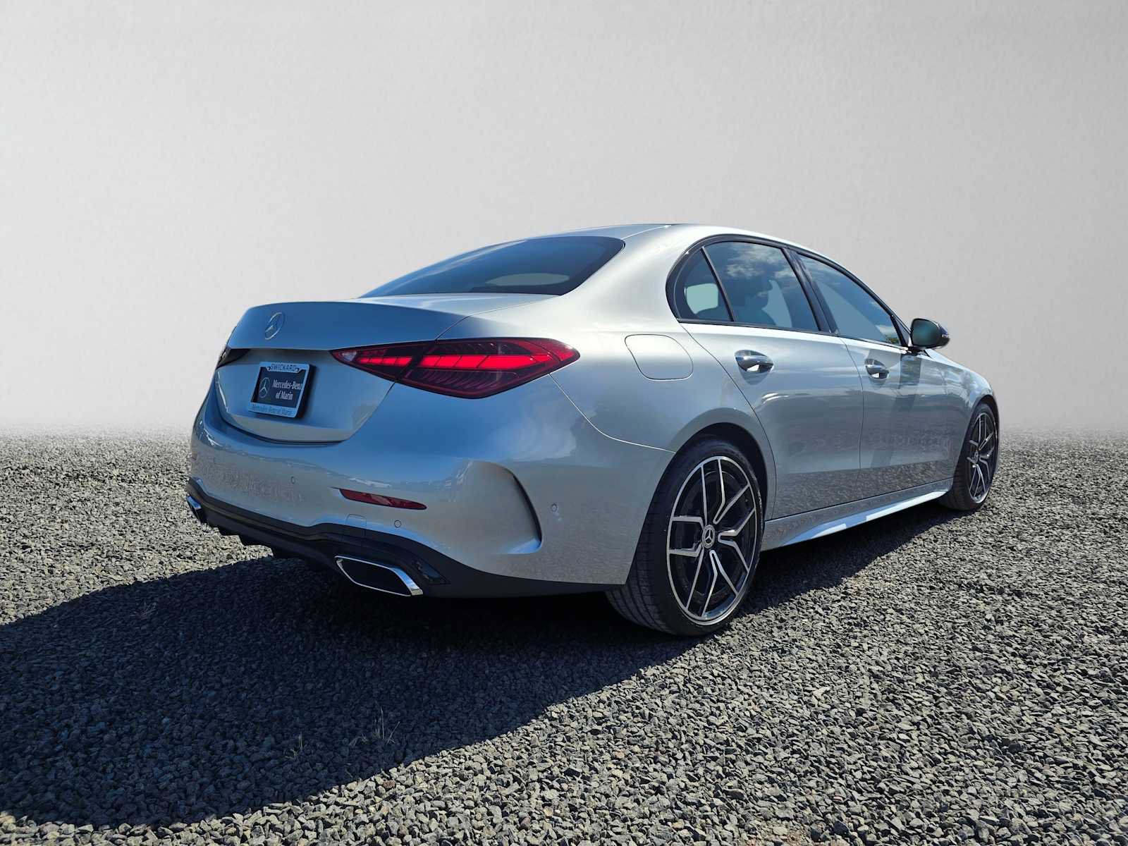 Used 2024 Mercedes-Benz C 300 Sedan image 3